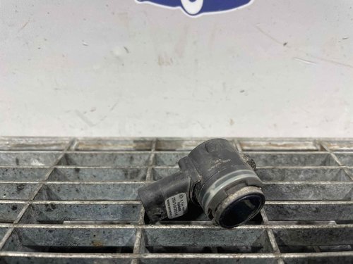 SENZOR PARCARE FATA VW GOLF VII - - (2012 2016)