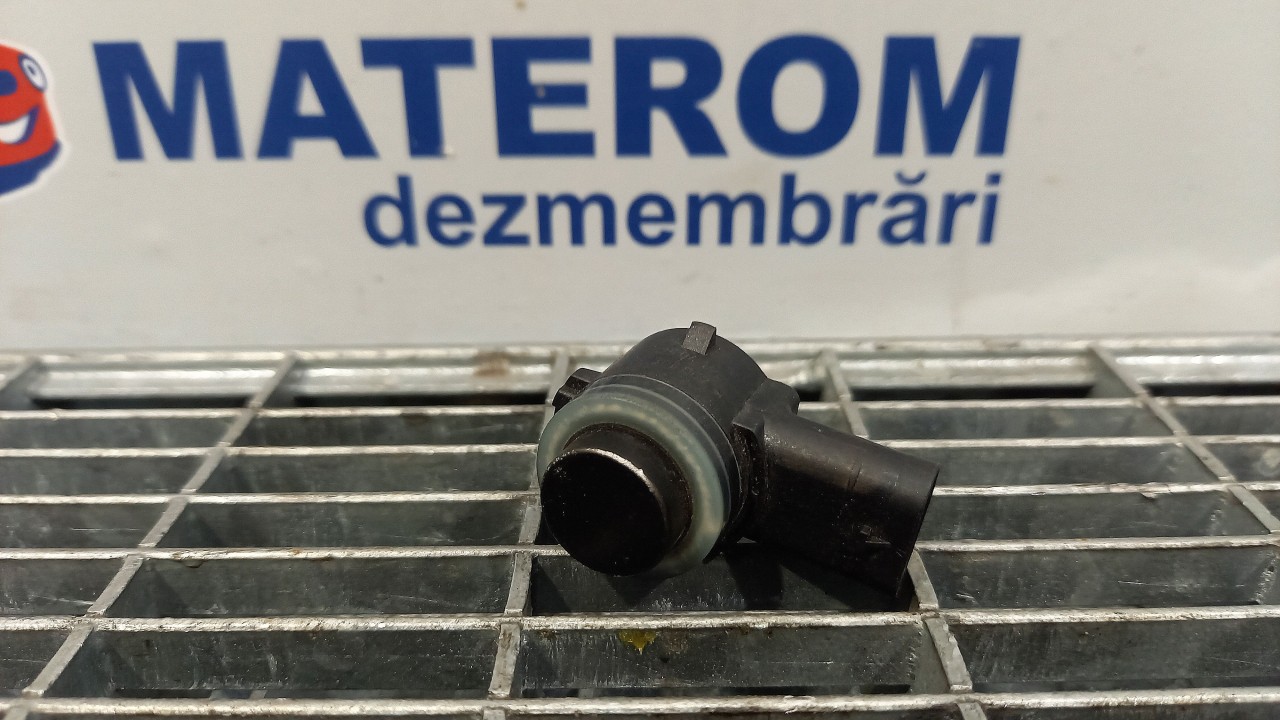 SENZOR PARCARE FATA VW PASSAT PASSAT - - (2014 2019)
