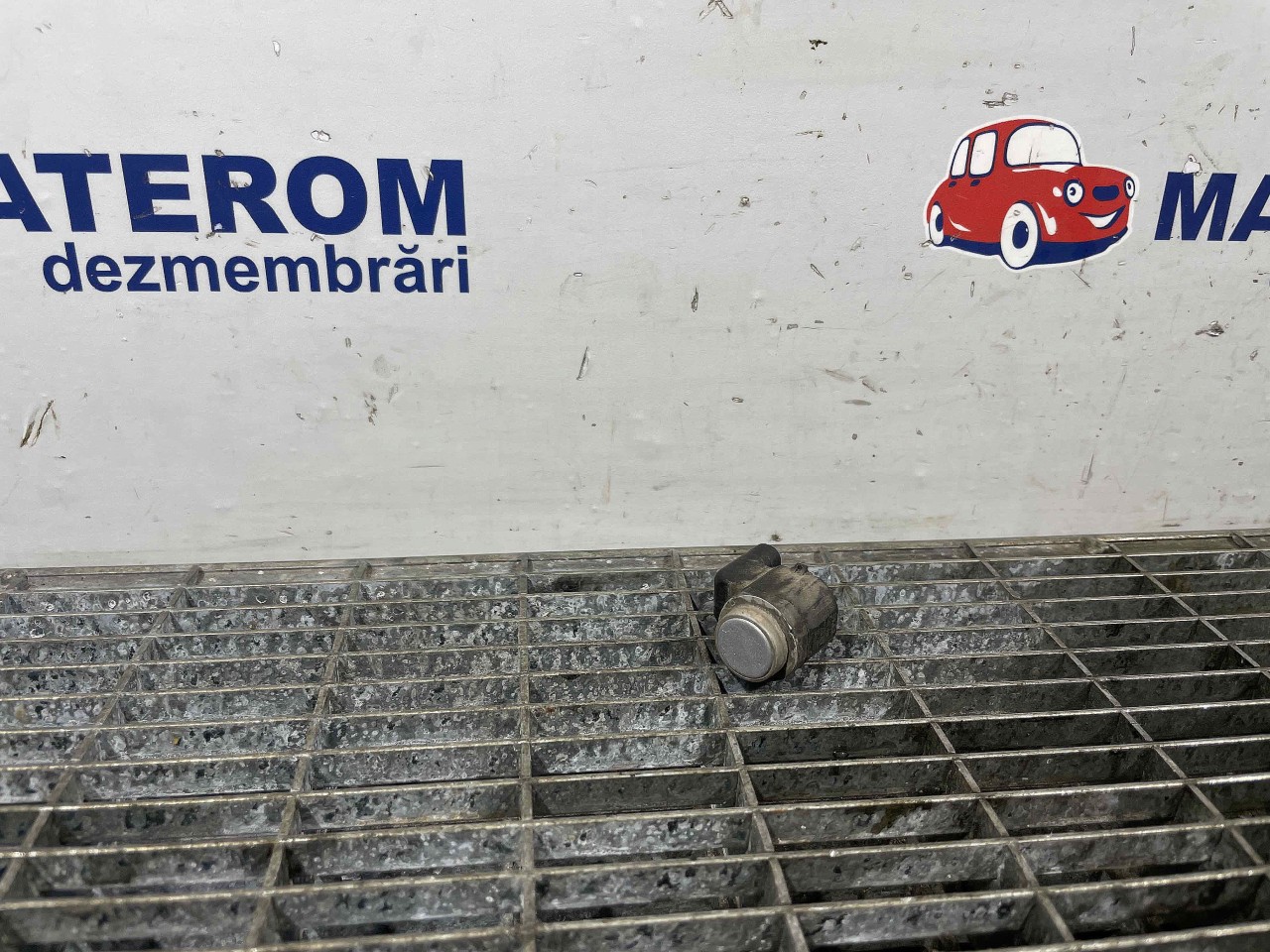 SENZOR PARCARE SPATE AUDI A4 A4 - - (2007 2011)