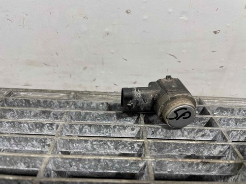 SENZOR PARCARE SPATE AUDI A8 - - (2010 2013)