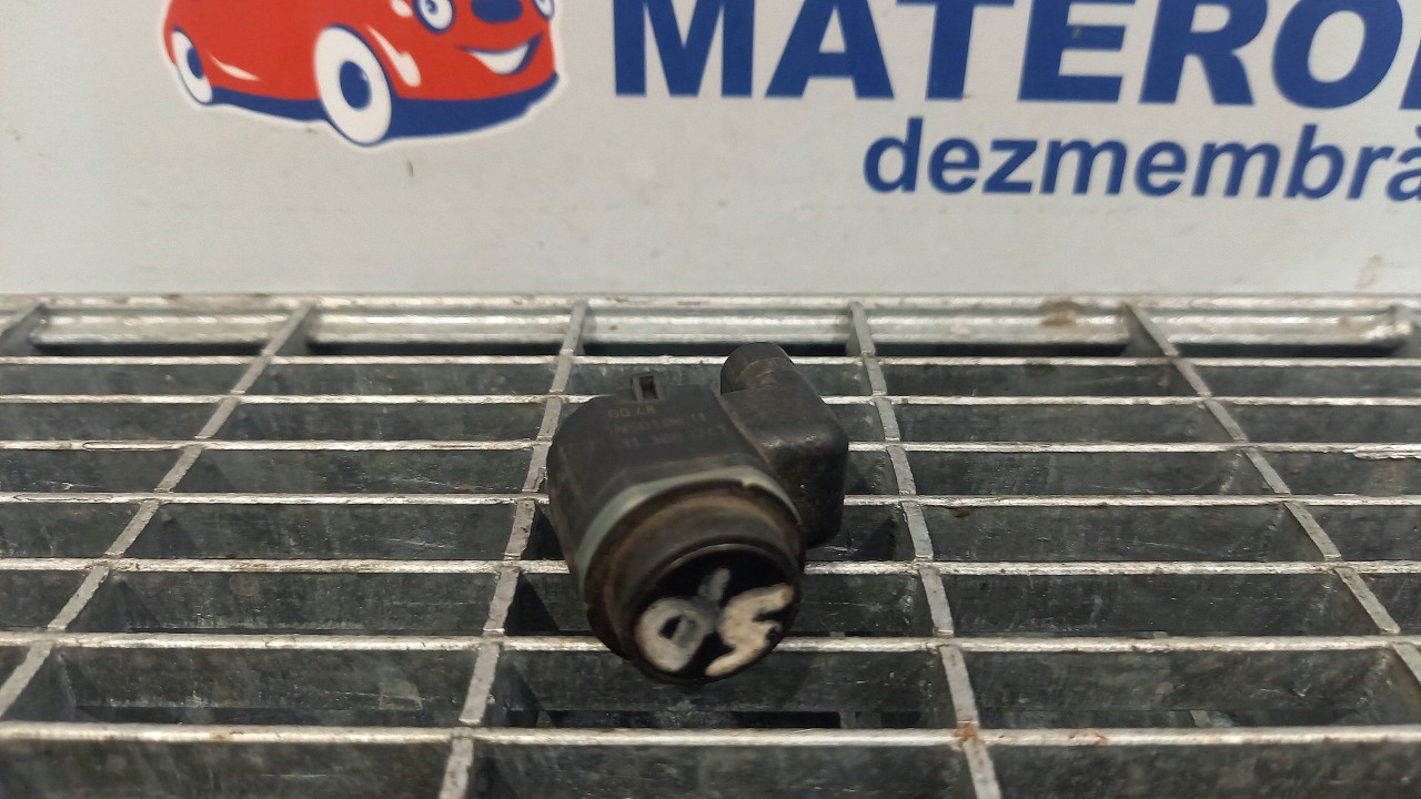 SENZOR PARCARE SPATE AUDI A8 - - (2010 2013)