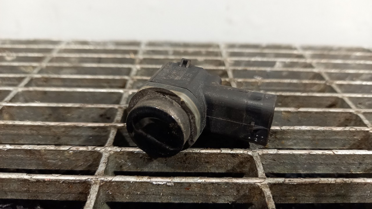 SENZOR PARCARE SPATE AUDI A8 - - (2010 2014)