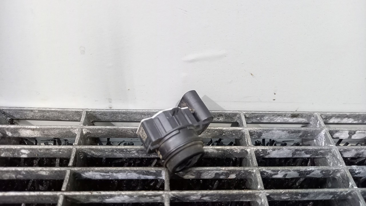 SENZOR PARCARE SPATE BMW SERIA 1 F20 - - (2011 2015)