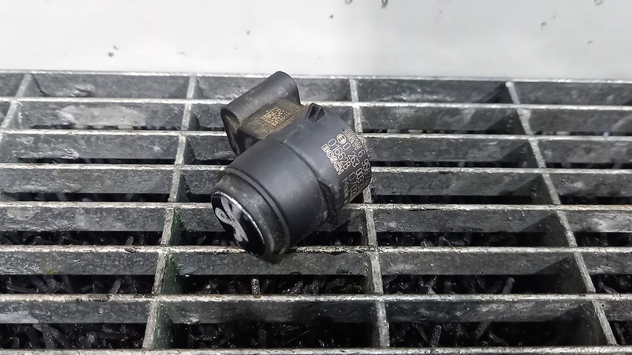 SENZOR PARCARE SPATE BMW SERIA 3 E 90 - - (2004 2007)