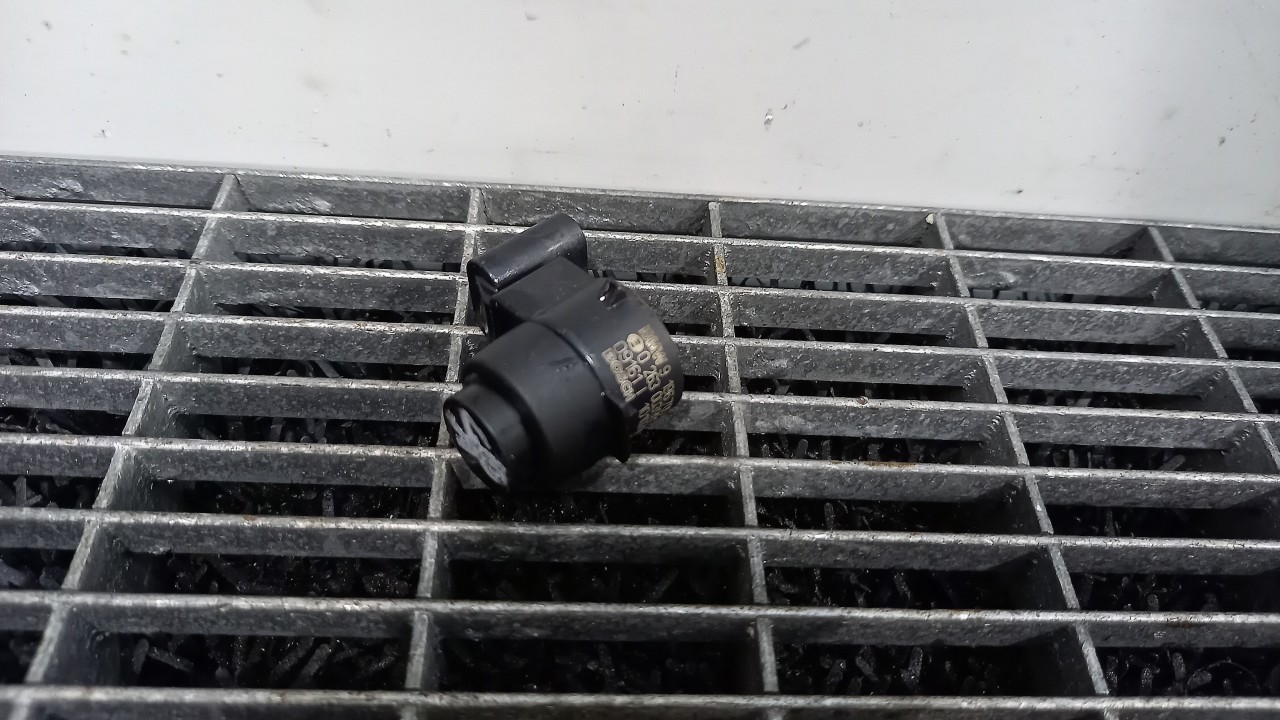 SENZOR PARCARE SPATE BMW SERIA 3 E 90 - - (2007 2012)