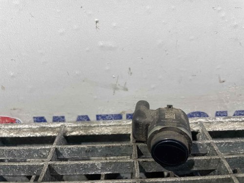 SENZOR PARCARE SPATE BMW SERIA 5 F 10 - - (2010 2014)