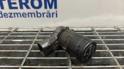 SENZOR PARCARE SPATE BMW SERIA 7 E 65 - - (2005 2008)