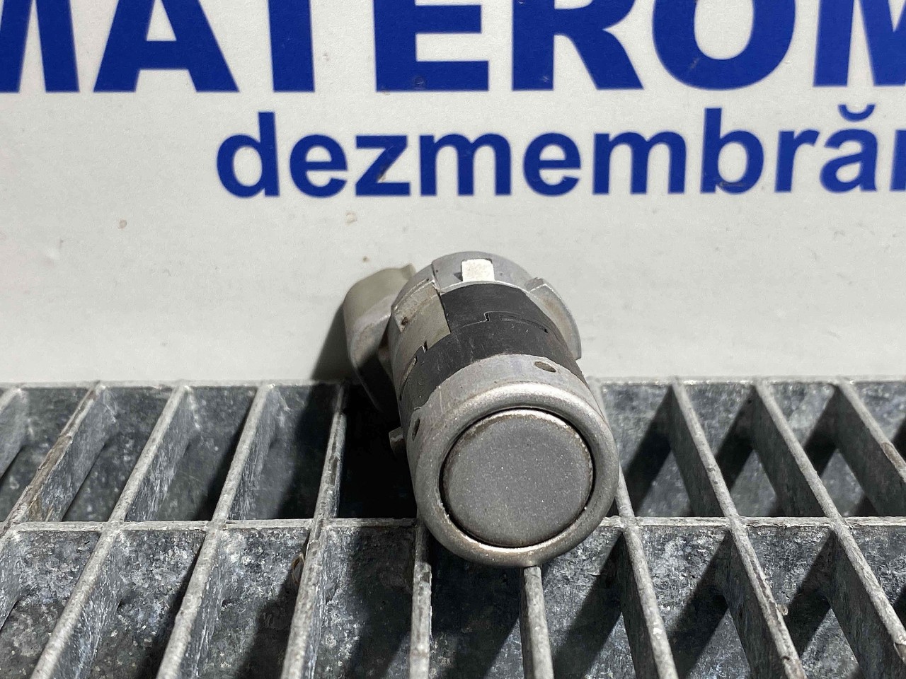 SENZOR PARCARE SPATE BMW X3 - - (2004 20