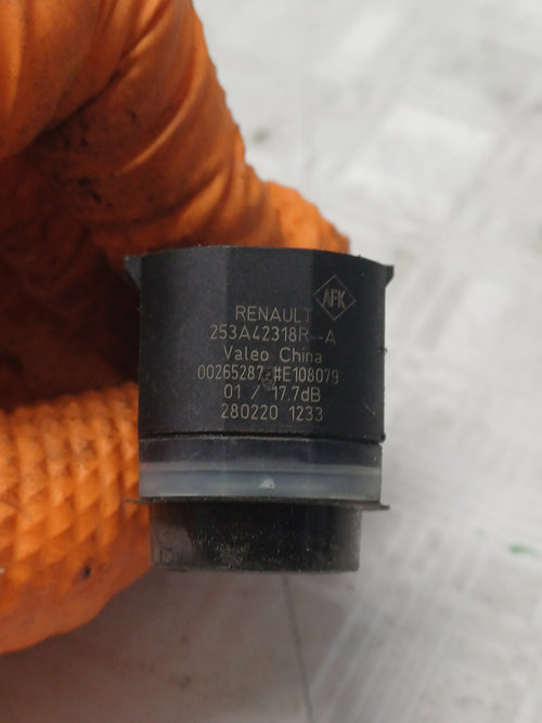 Senzor parcare spate Dacia Duster - Benzina 2019, 253A42318R