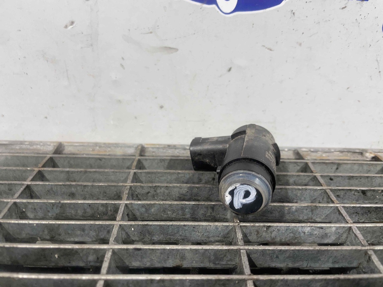 SENZOR PARCARE SPATE DACIA SANDERO - - (2012 2019)