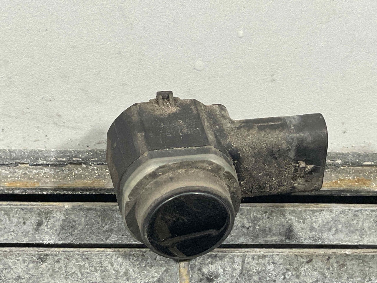 SENZOR PARCARE SPATE FORD FOCUS - - (2011 2014)