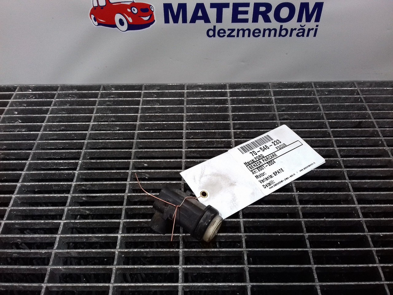 SENZOR PARCARE SPATE FORD FOCUS FOCUS - - (2001 2004)