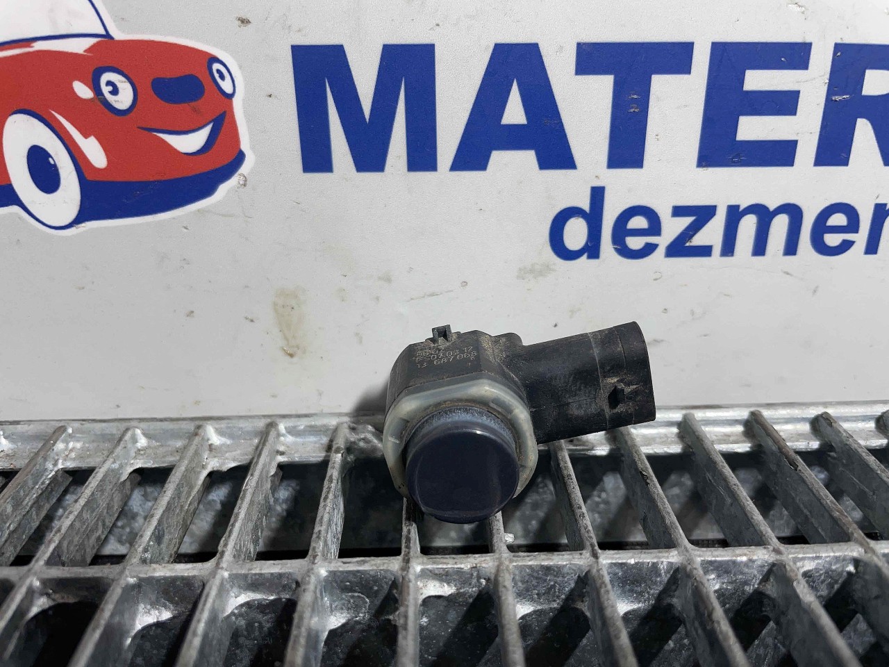 SENZOR PARCARE SPATE FORD FOCUS FOCUS - - (2011 2014)