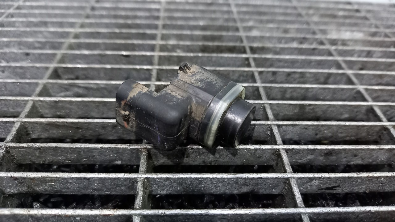 SENZOR PARCARE SPATE FORD KUGA - - (2008 2012)