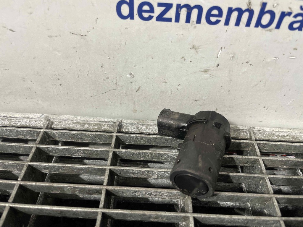SENZOR PARCARE SPATE FORD KUGA - - (2008 2012)