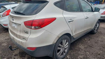 Senzor parcare spate Hyundai ix35 2011 SUV 2.0 DOH...