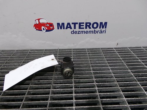 SENZOR PARCARE SPATE MERCEDES CLK - - (2002 2008)