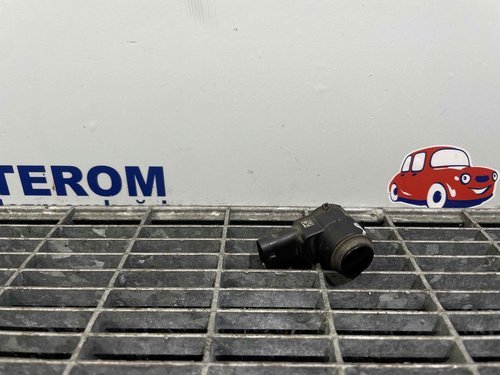 SENZOR PARCARE SPATE MERCEDES CLS - - (2004 2010)