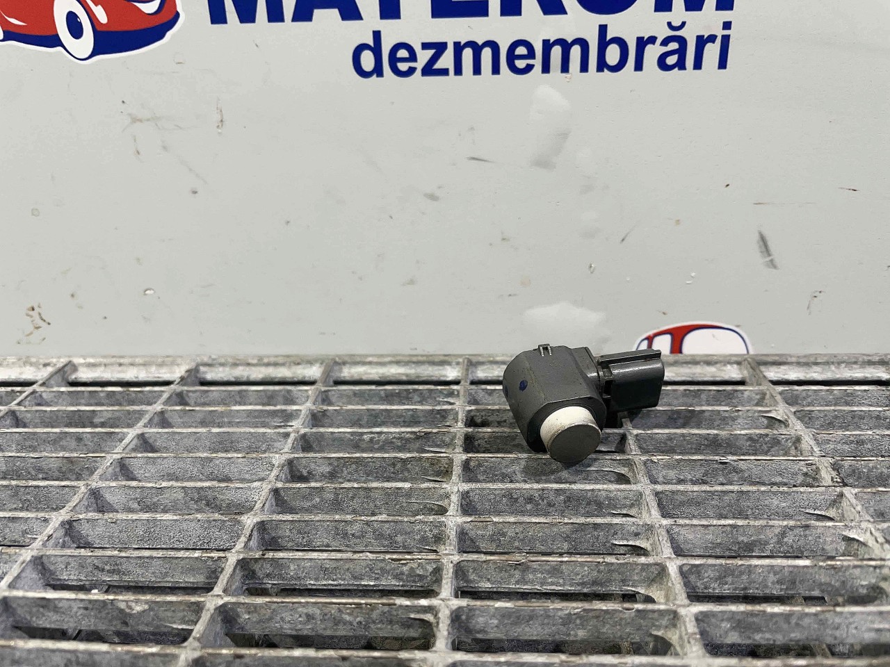 SENZOR PARCARE SPATE NISSAN X-TRAIL X-TRAIL - - (2014 2018)