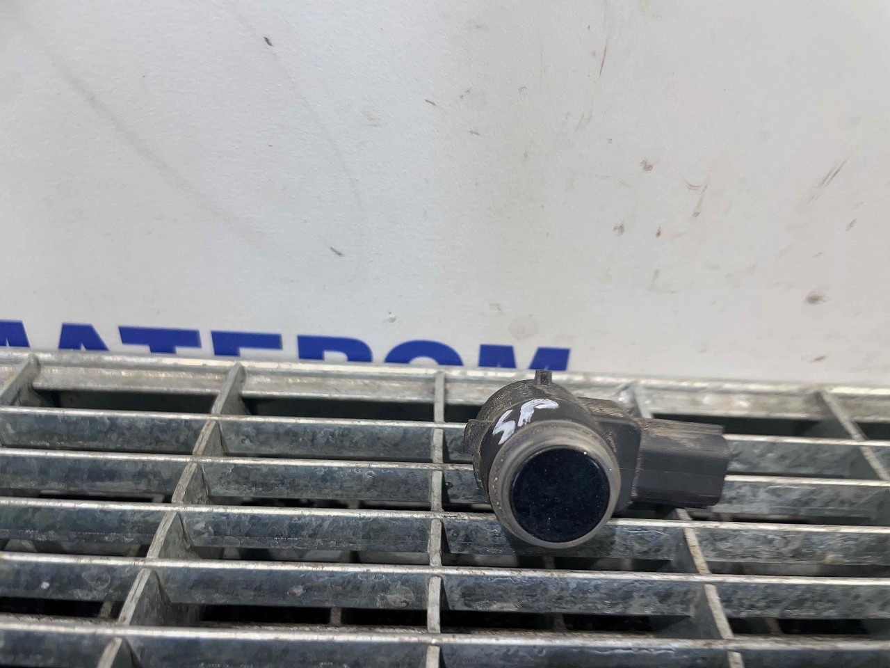 SENZOR PARCARE SPATE OPEL INSIGNIA - - (2008 2013)