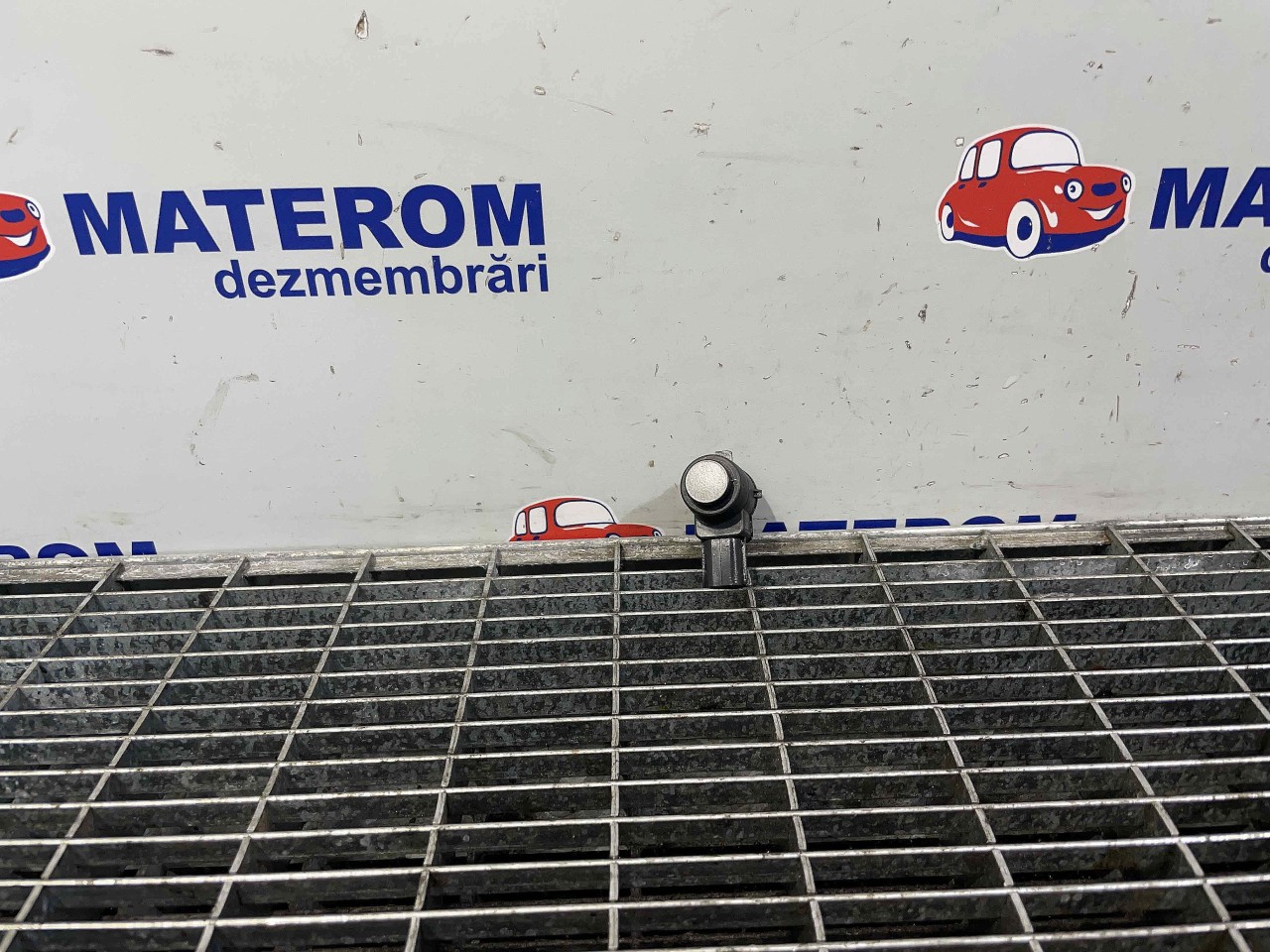 SENZOR PARCARE SPATE OPEL INSIGNIA - - (2013 2017)