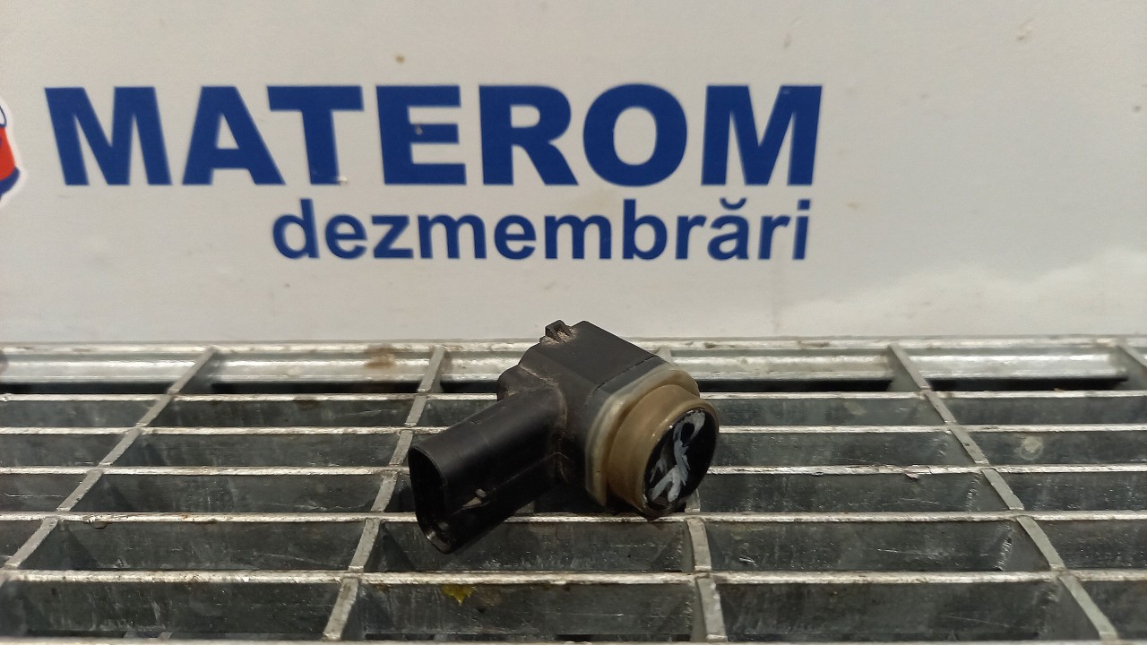 SENZOR PARCARE SPATE RENAULT LAGUNA - - (2007 2010)
