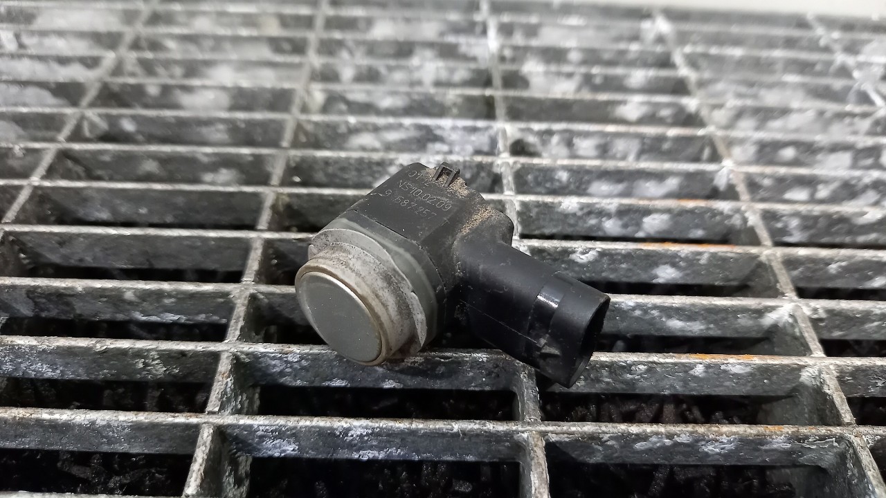 SENZOR PARCARE SPATE TOYOTA AVENSIS AVENSIS - - (2008 2012)