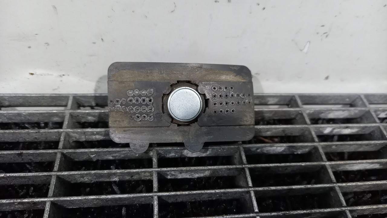 SENZOR PARCARE SPATE VOLVO V70 - - (2007 2012)