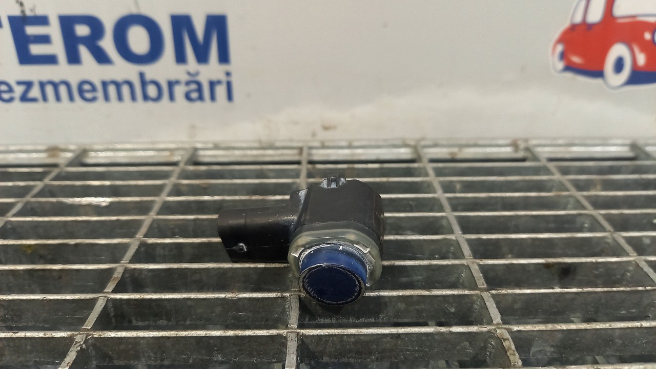 SENZOR PARCARE SPATE VW PASSAT CC - - (2008 2012)
