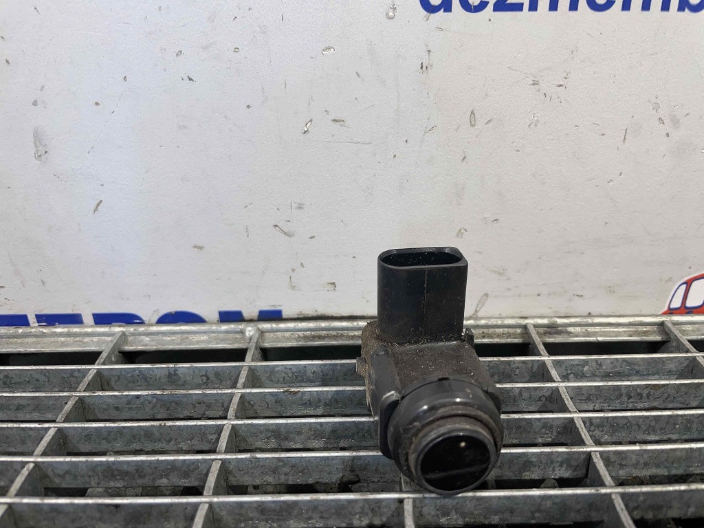 SENZOR PARCARE SPATE VW TOURAN - - (2007 2010)