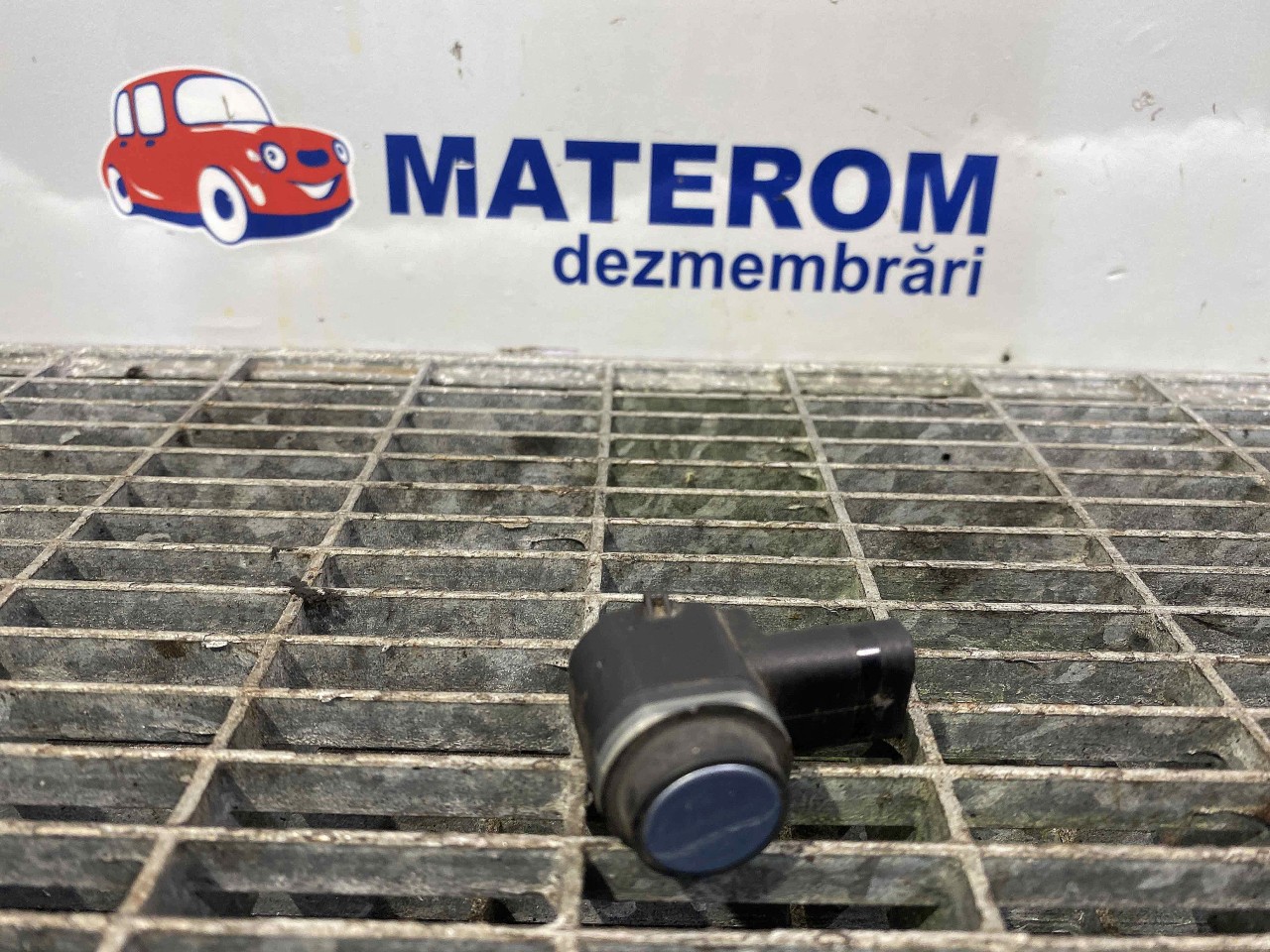 SENZOR PARCARE SPATE VW TOURAN TOURAN - - (2007 2010)