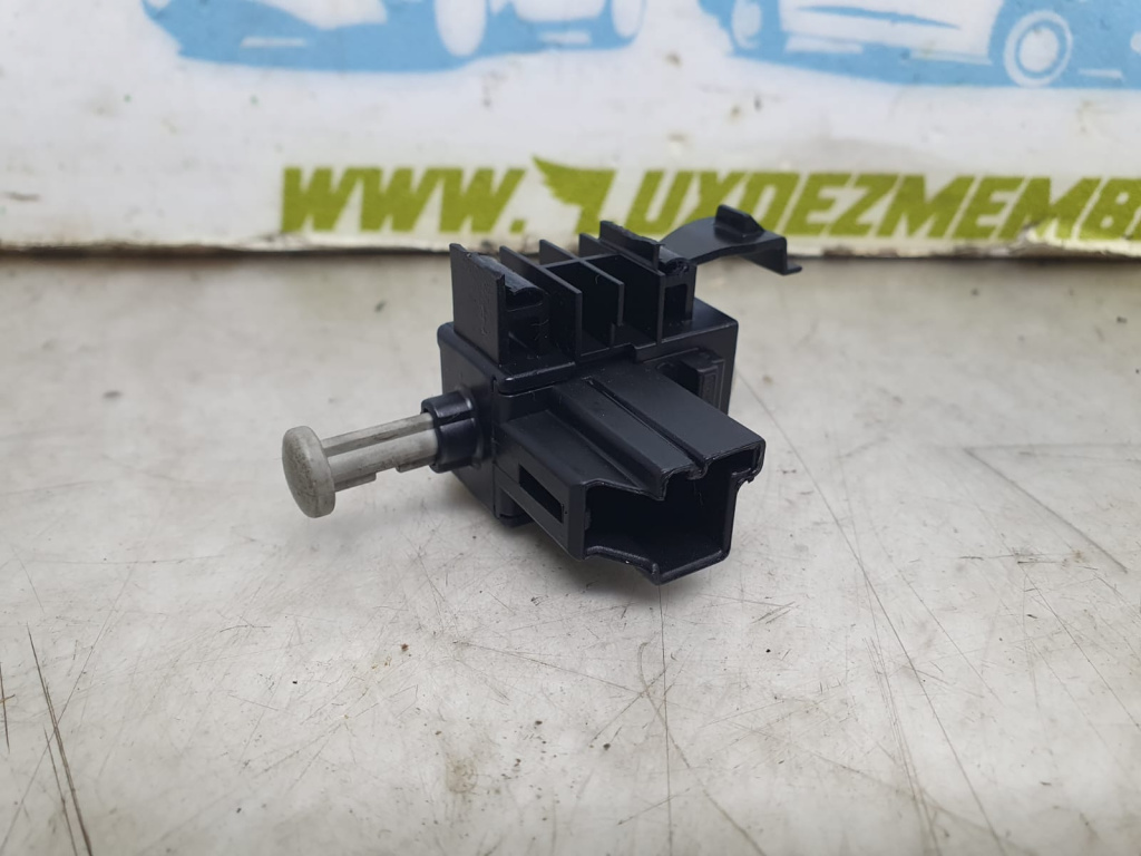 Senzor pedala ambreiaj 6g9t-11a152-aa Volvo V40 2 [2012 - 2016] 1.6 d D4162T
