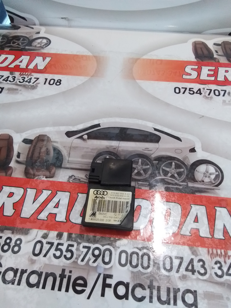 Senzor pedala ambreiaj Audi A6 (2004-2011) [4F2, C6] 3.0 Motorina 2007, 4F0907658A