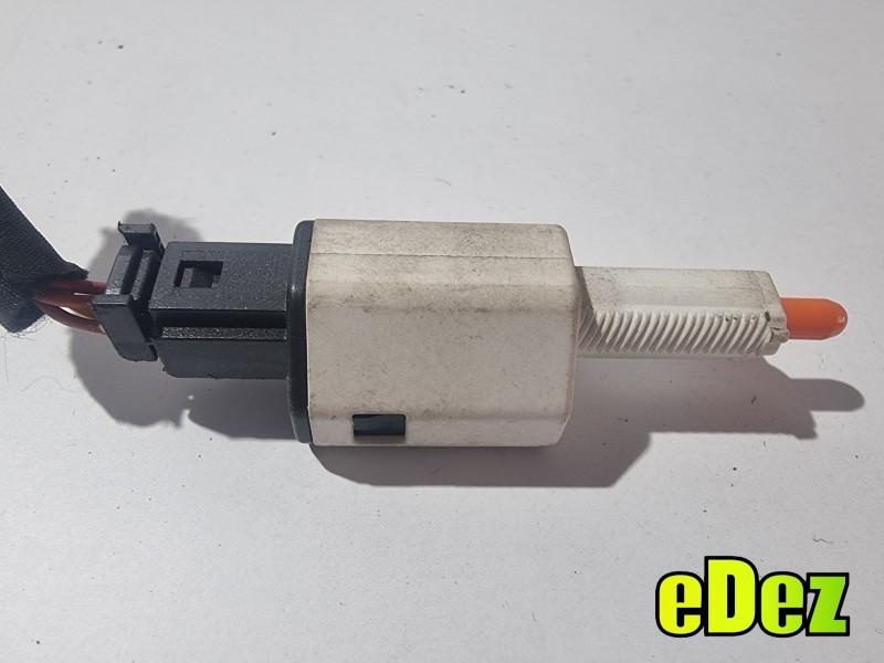 Senzor pedala frana Renault Megane 3 (2008-2012) 465010015r