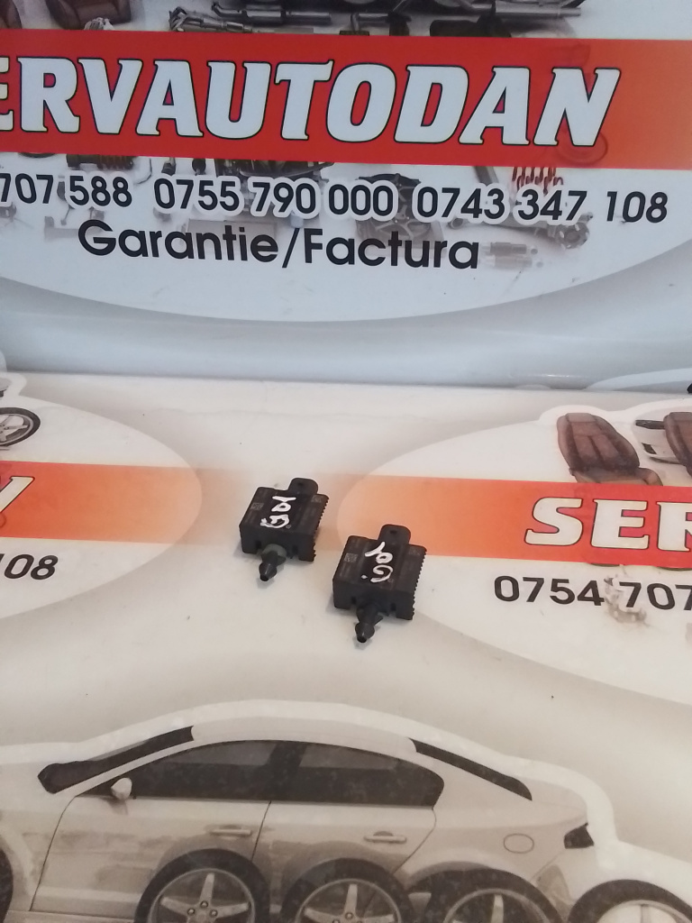 Senzor pedestrian BMW X3 (2017->) [G01] 2.0 Motorina 2018, 6833256-01
