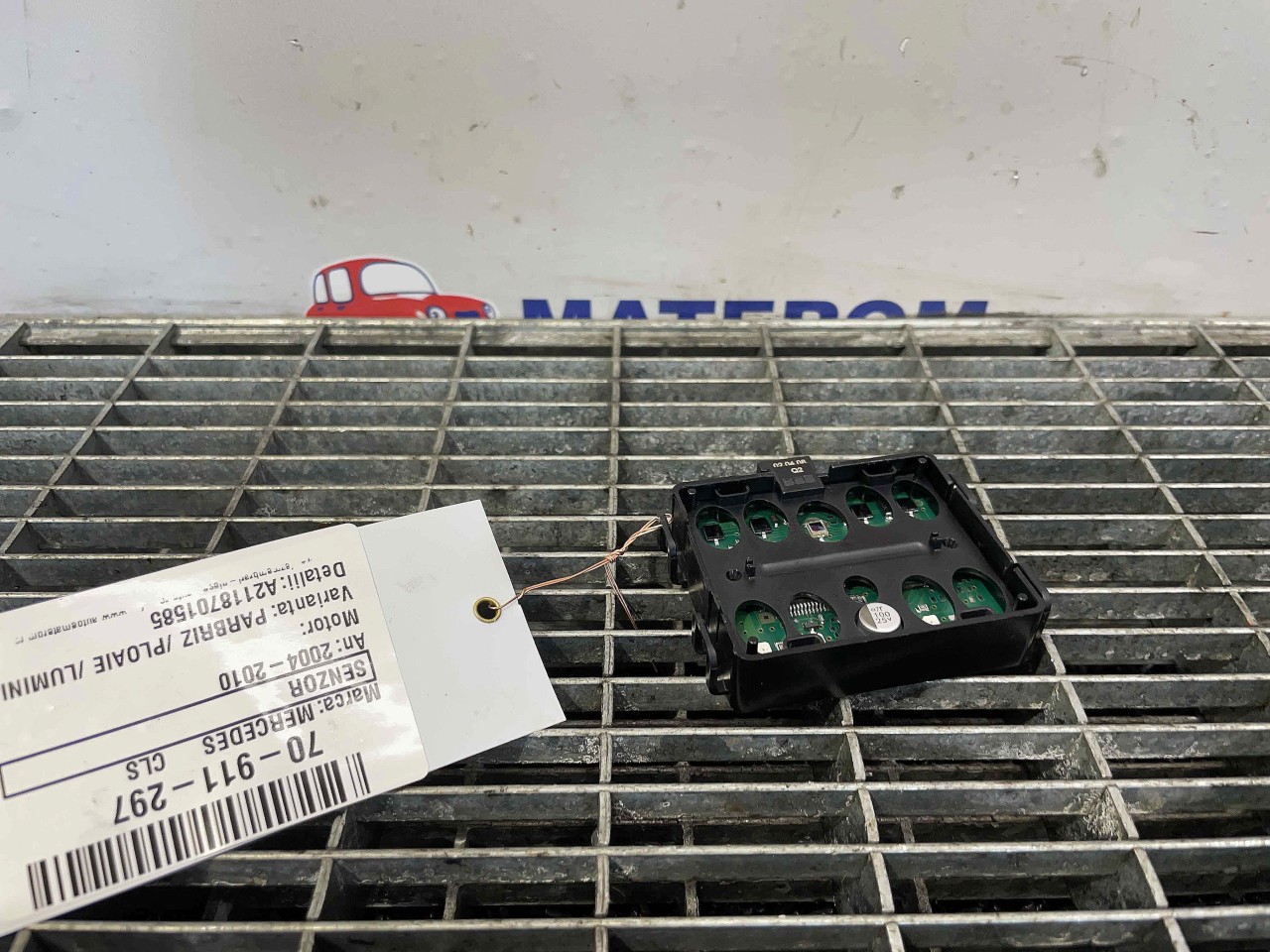 SENZOR PLOAIE /LUMINI MERCEDES CLS CLS - - (2004 2010)