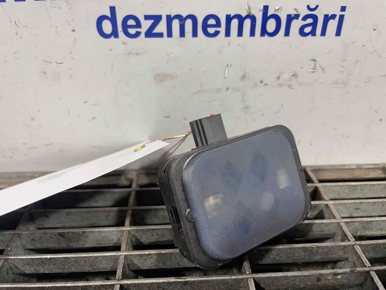 SENZOR PLOAIE /LUMINI VW JETTA IV - - (2010 2019)