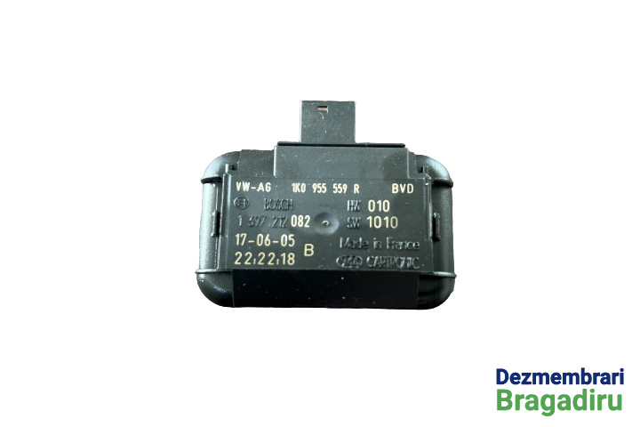 Senzor ploaie si lumini Cod: 1K0955559R, 1K0 955 559 R Volkswagen VW Passat B6 [2005 - 2010] Sedan 4-usi 2.0 TDI MT (140 hp) Cod motor BMP, Cod culoare LA7W