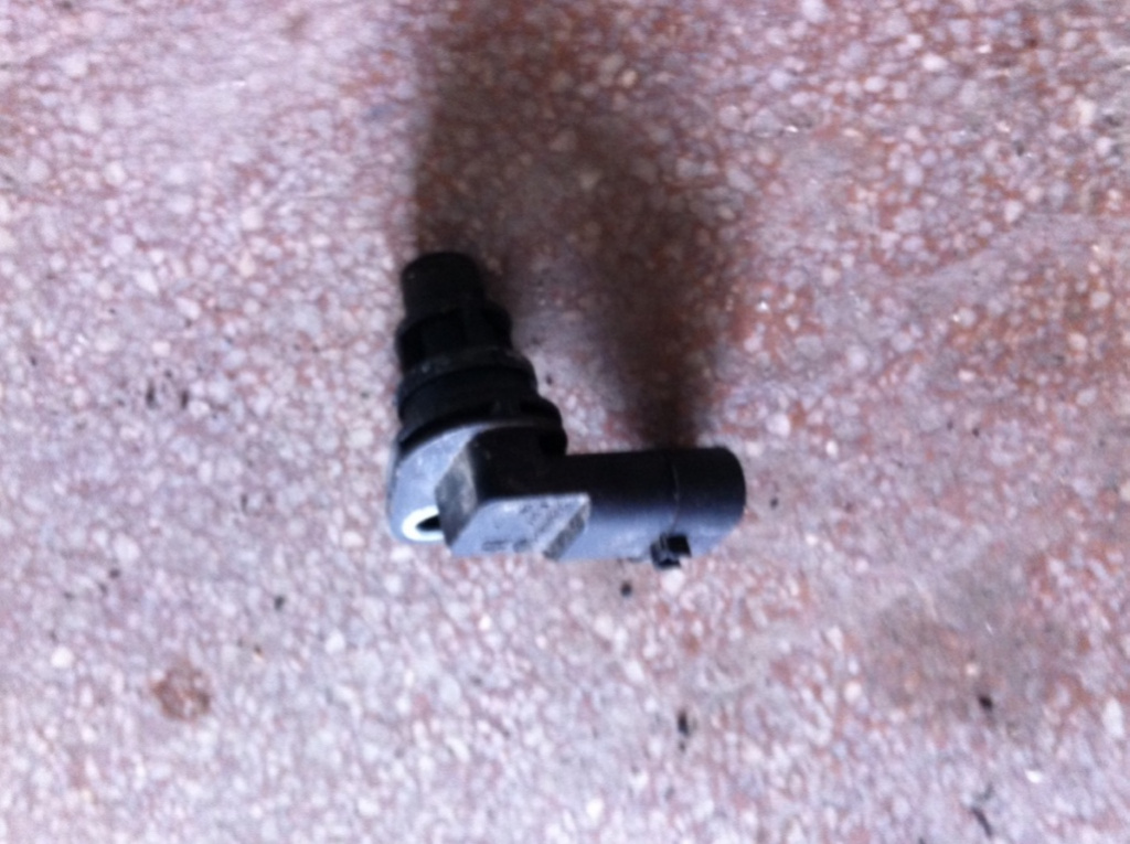 Senzor pozitie ax cu came Opel Vectra C [facelift] [2005 - 2009] wagon 5-usi 1.9 CDTi MT (150 hp)