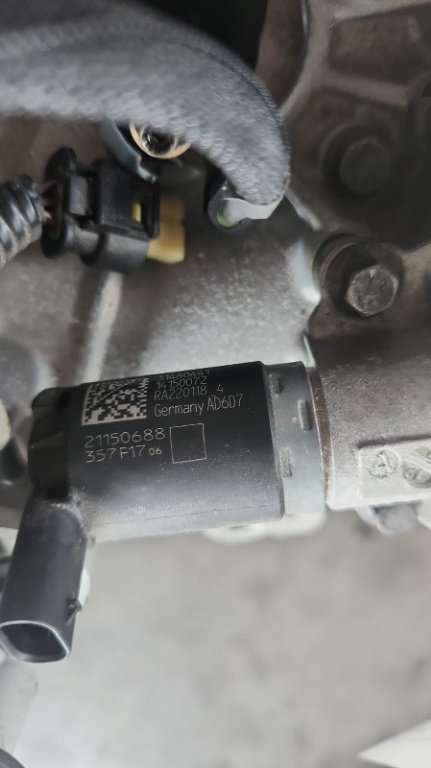 Senzor pozitie ax cu came Volvo V40 S40 1.5 T3 cod 31480440