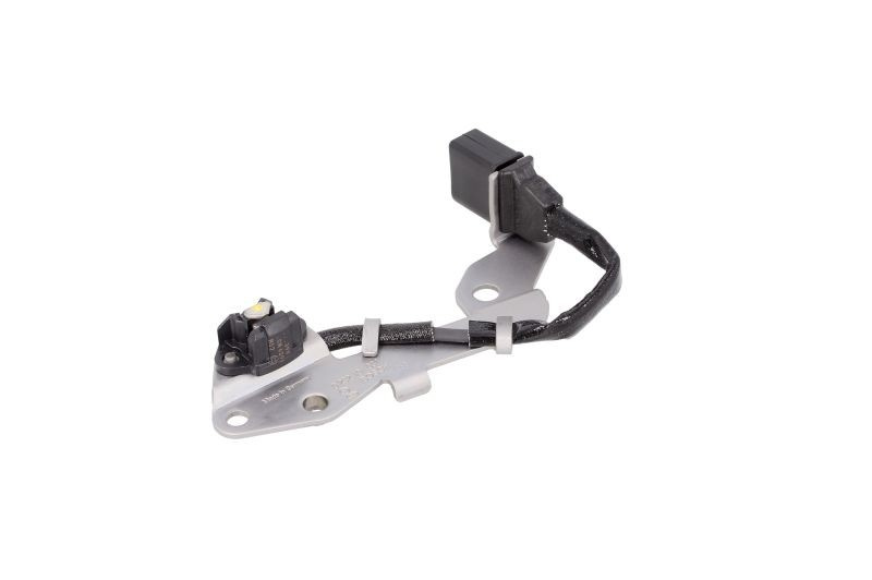 Senzor,pozitie ax cu came VW PASSAT Variant (3B6) (2000 - 2005) BOSCH 0 232 101 031 piesa NOUA