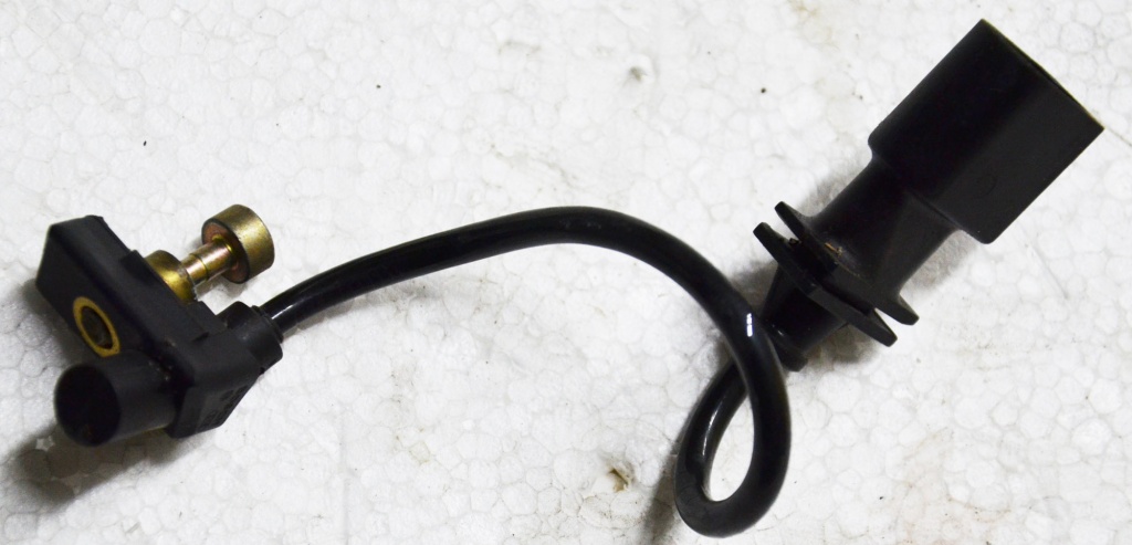 Senzor pozitie vibrochen BMW E87 E46 E90 E91 E92 E60 E61 E63 E64 E65