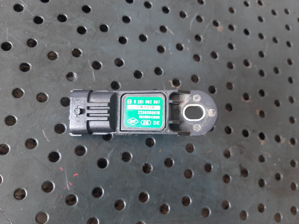 Senzor presiune 0.9 tce h4bb410 dacia sandero 2 stepway 0281002997