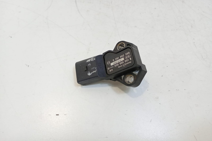 Senzor presiune aer 038906051B Audi A4 B6 [2000 - 2005]