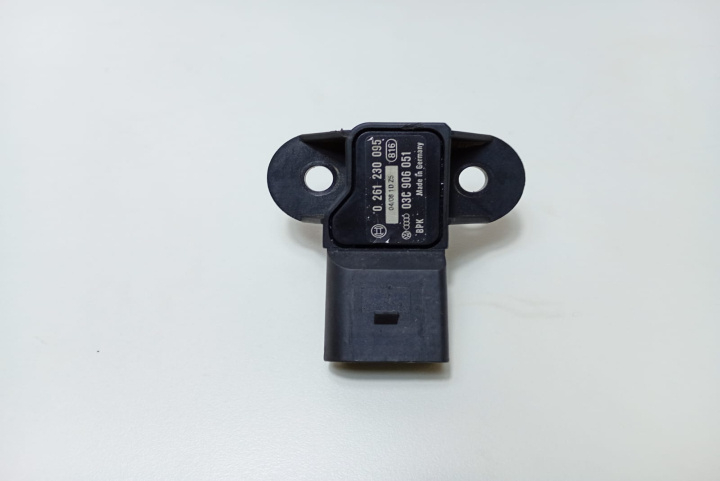 Senzor presiune aer 03C906051 Audi A4 B7 [2004 - 2008]