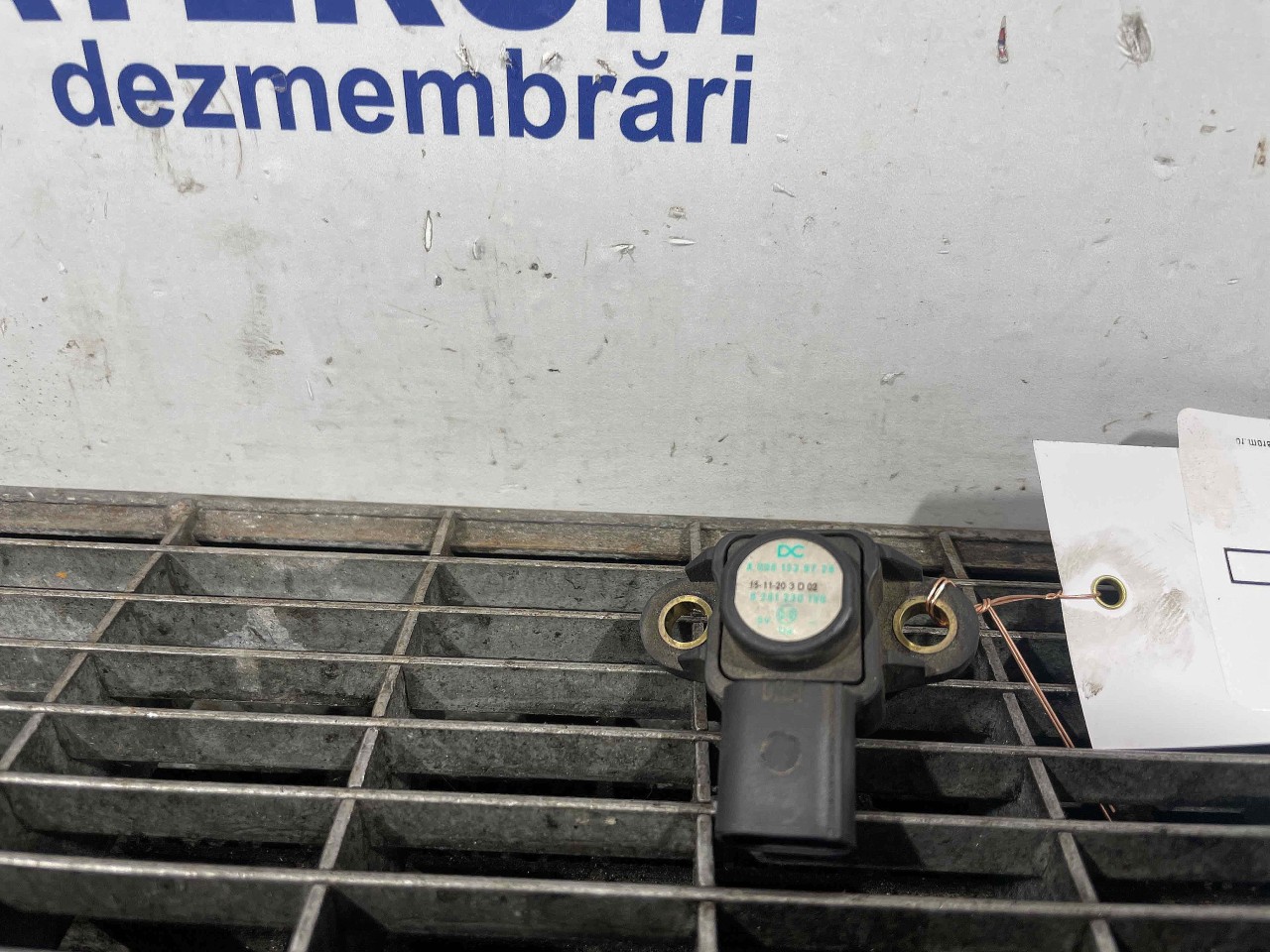 SENZOR PRESIUNE AER MERCEDES C-CLASS - -