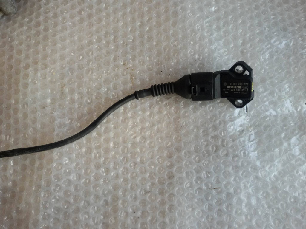 Senzor presiune audi a4 b6 1.8 b 0261230073