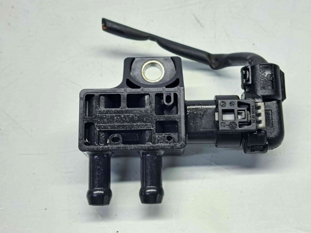 Senzor presiune Bmw 1(F20, F21) [Fabr 2011-2017] Facelift 8570686