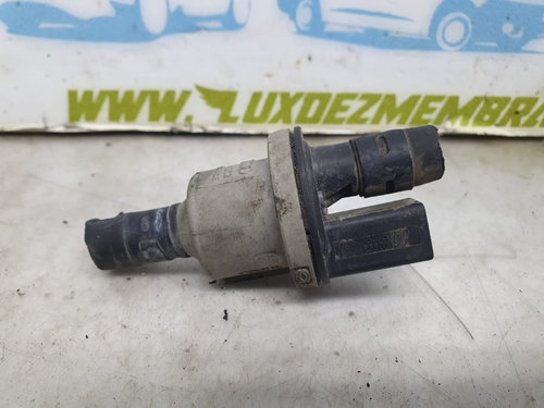 Senzor presiune combustibil 1.6 fsi 058133517b Volkswagen VW Golf 5 [2003 - 2009]