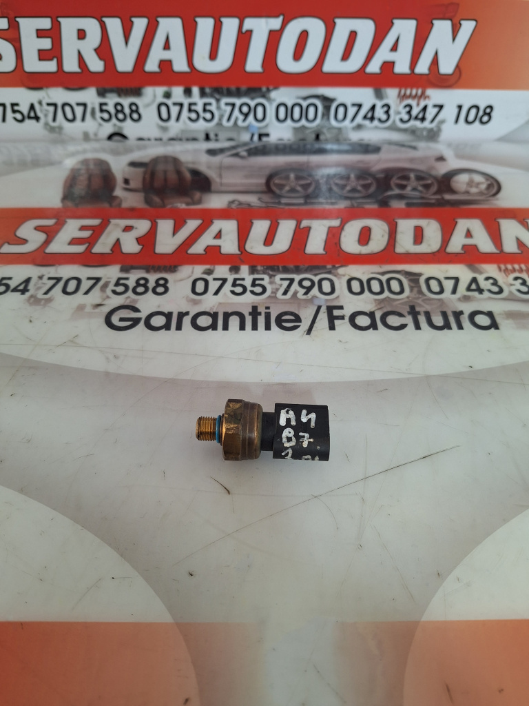 Senzor presiune combustibil Audi A4 facelift (2011-2015) [B8] 3.0 Motorina 2012, 06E906051K
